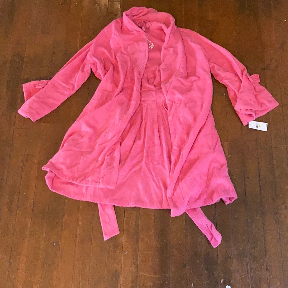 Betsy Johnson robe